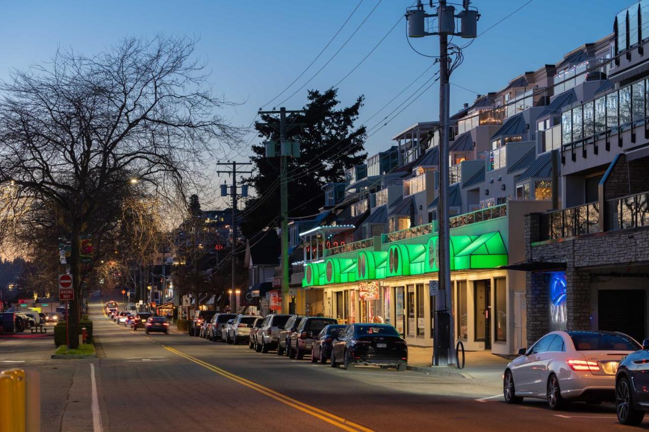 Ocean Promenade Hotel White Rock Bagian luar foto
