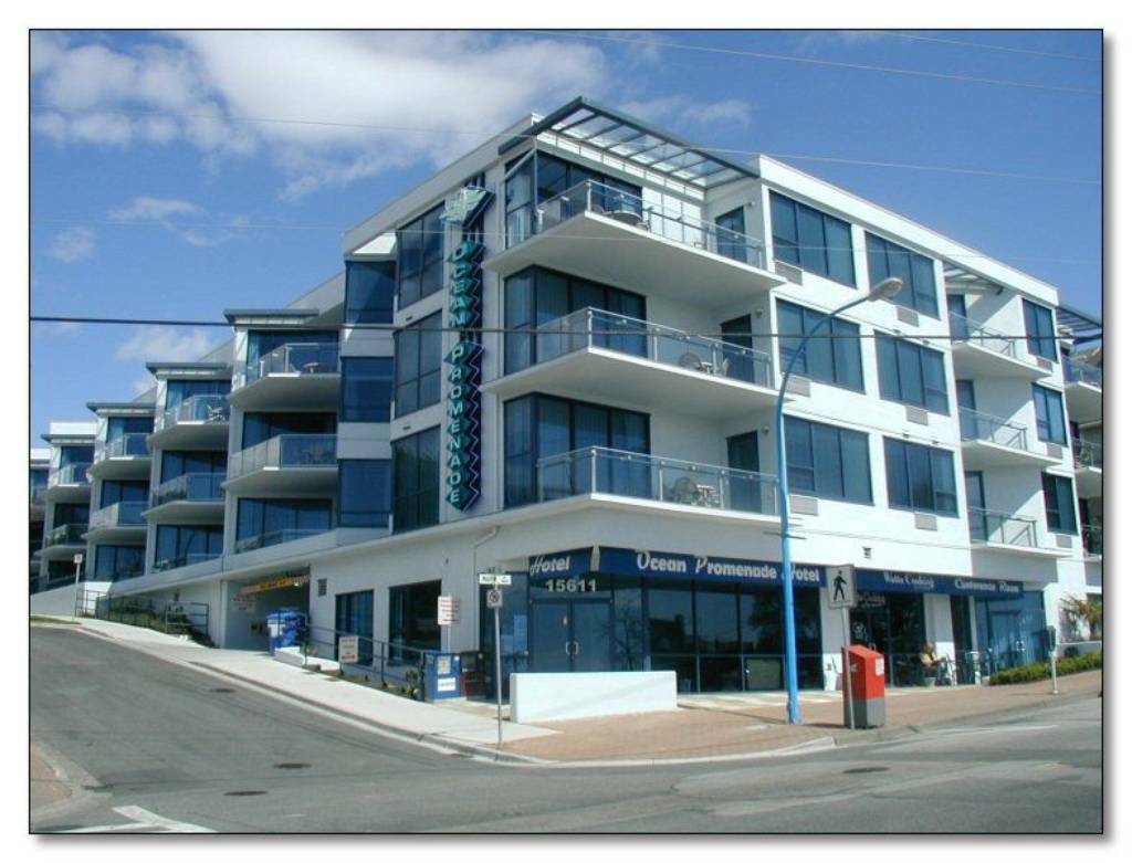 Ocean Promenade Hotel White Rock Bagian luar foto